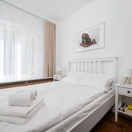 Manufaktura Cosy By Bookinghost Apartament